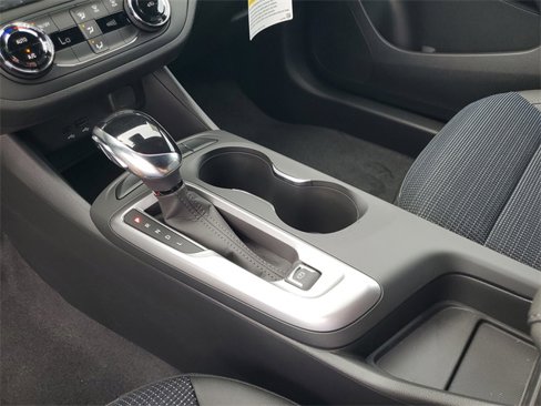 New 2025 Buick Envista Preferred w/ Advanced Safety Package image 18