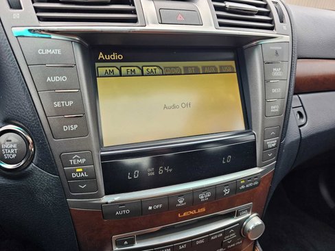 Used 2010 Lexus LS 460 image 28