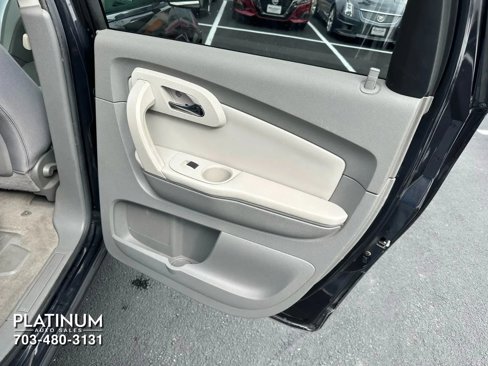 Used 2011 Chevrolet Traverse LT w/ Personal Connectivity Package image 17
