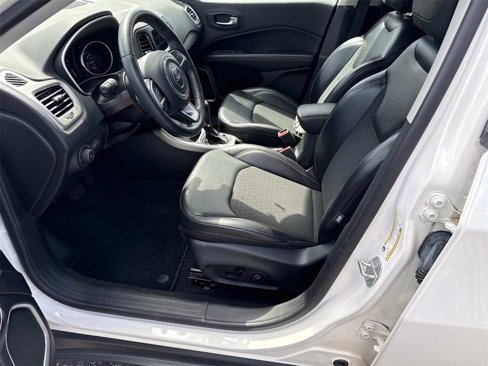 Used 2019 Jeep Compass Latitude w/ Popular Equipment Group image 23