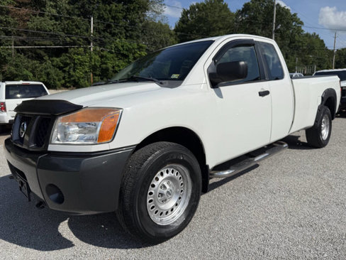 Used 2008 Nissan Titan XE image 1