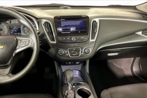 Used 2023 Chevrolet Malibu LS image 9