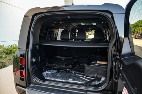 Used 2024 Land Rover Defender 130 Outbound image 80
