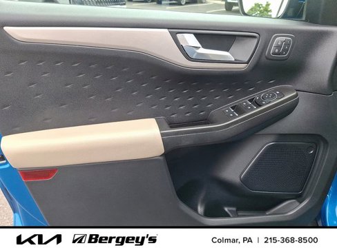 Used 2020 Ford Escape SEL image 12
