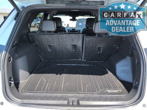 Used 2022 Chevrolet Equinox RS w/ RS Leather Package image 11