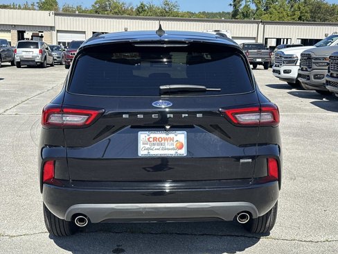 Used 2023 Ford Escape ST-Line w/ Equipment Group 301A image 6