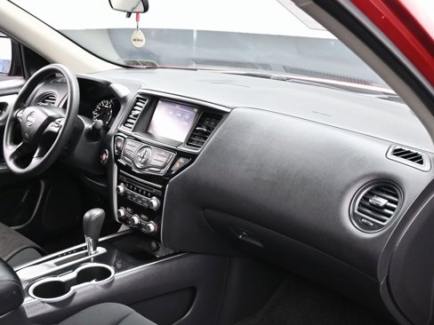 Used 2018 Nissan Pathfinder S image 35