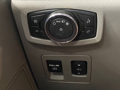 Used 2018 Ford F150 XLT w/ Equipment Group 302A Luxury image 14