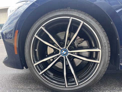 Certified 2023 BMW 330e xDrive w/ M Sport Package image 9