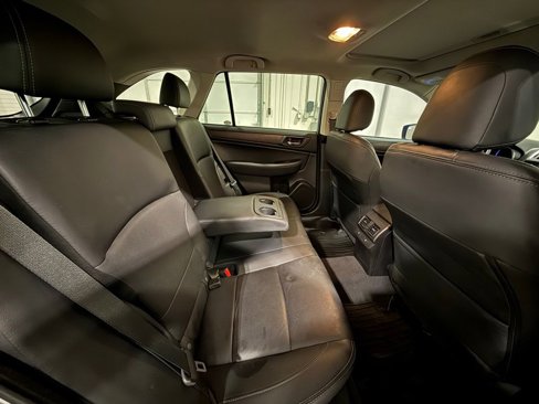 Used 2016 Subaru Outback 2.5i Limited image 34