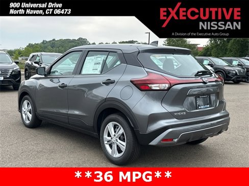 New 2025 Nissan Kicks Play S image 4