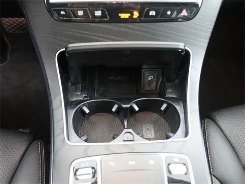 Used 2023 Mercedes-Benz GLC 300 4MATIC Coupe image 3