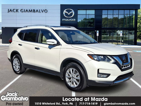 Used 2017 Nissan Rogue SV w/ Sun & Sound Touring Package image 1