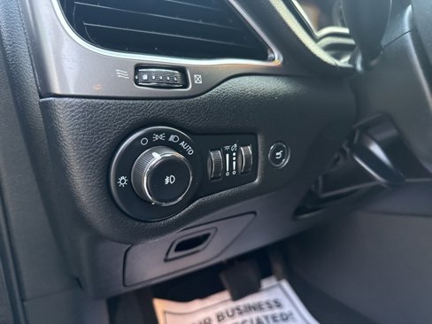 Used 2022 Jeep Cherokee Limited image 15