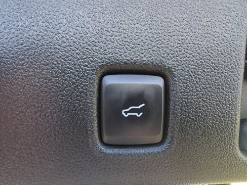 Used 2023 Ford Escape Platinum image 12