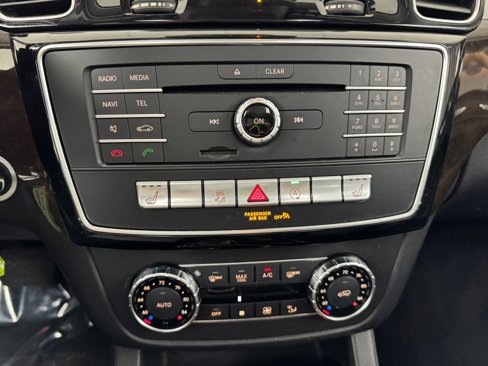 Used 2018 Mercedes-Benz GLS 450 4MATIC image 24