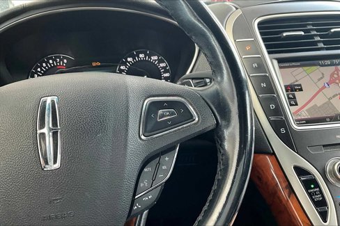 Used 2016 Lincoln MKX Reserve w/ Technology Package image 23