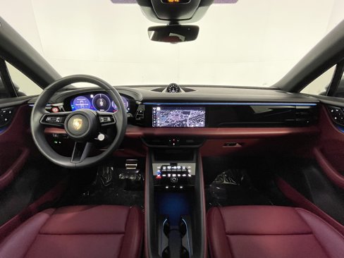 Certified 2025 Porsche Macan 4S Electric image 13