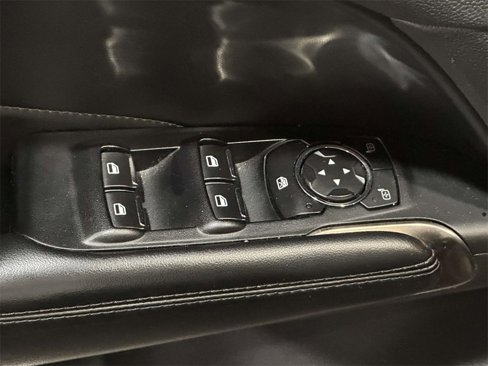 Used 2018 Lincoln MKC Premiere image 9