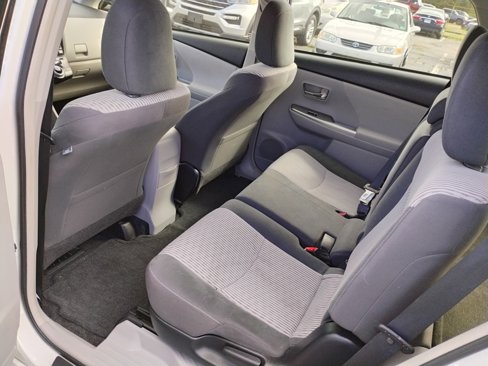 Used 2015 Toyota Prius V Three image 9