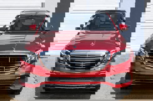 Used 2017 Mercedes-Benz E 300 4MATIC image 5