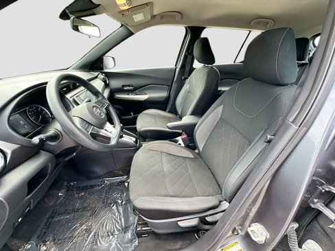 Certified 2020 Nissan Kicks SV image 18