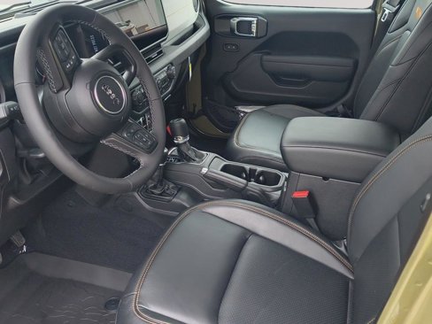 New 2025 Jeep Gladiator Sport image 9