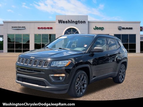 Used 2021 Jeep Compass Latitude image 1
