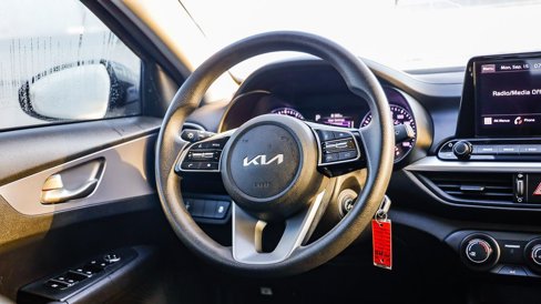 Used 2022 Kia Forte LXS image 15