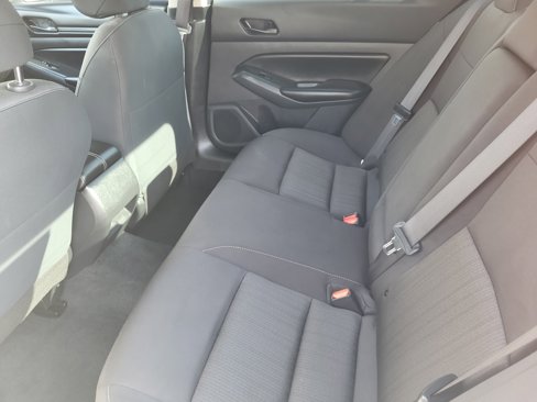 Used 2024 Nissan Altima 2.5 S image 17