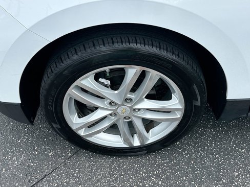 Used 2018 Chevrolet Equinox Premier image 29