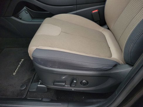 Used 2023 Hyundai Santa Fe SEL image 5
