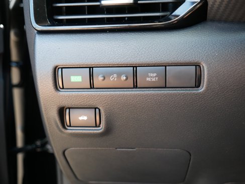 Certified 2022 Nissan Sentra SV w/ Trunk Package image 26