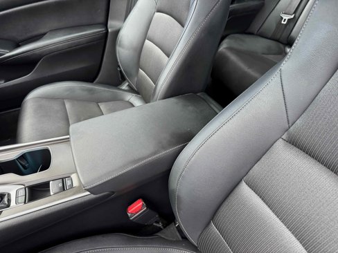 Used 2019 Honda Accord Sport image 27