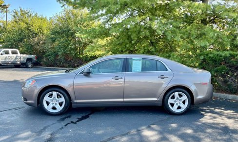 Used 2011 Chevrolet Malibu LS image 4