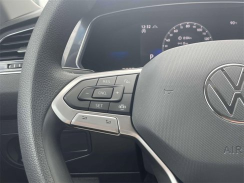 Certified 2022 Volkswagen Tiguan S image 20
