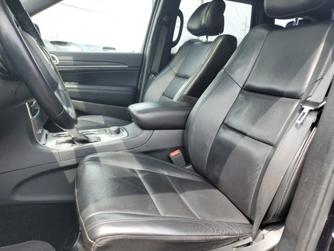 Used 2020 Jeep Grand Cherokee Limited w/ Luxury Group II image 13