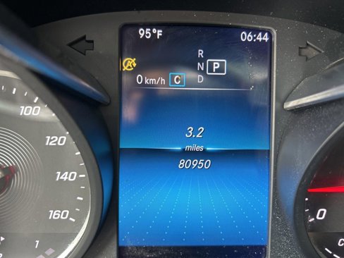Used 2020 Mercedes-Benz GLC 300 image 49