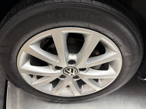 Used 2013 Volkswagen Jetta SE image 25