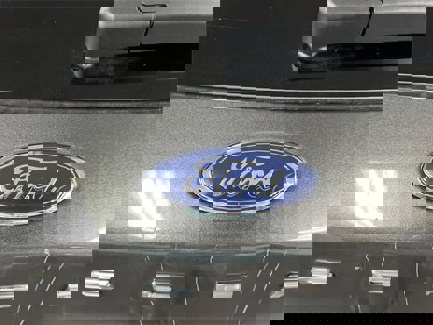 Used 2020 Ford Escape Titanium image 32