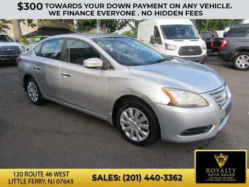 Used 2014 Nissan Sentra SV image 2