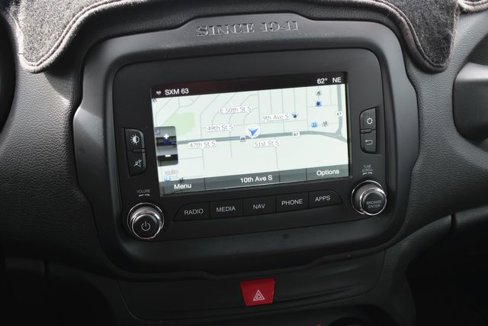 Used 2017 Jeep Renegade Trailhawk image 28