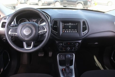 Used 2021 Jeep Compass Sport image 14