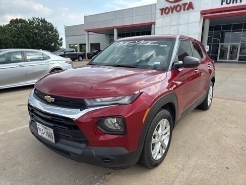 Used 2021 Chevrolet TrailBlazer LS image 2