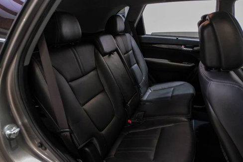 Used 2015 Kia Sorento LX image 37