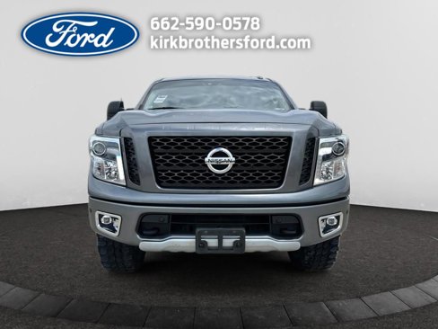 Used 2019 Nissan Titan PRO-4X w/ Pro-4x Utility Package image 3