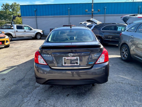 Used 2015 Nissan Versa SV image 10