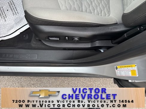 Used 2020 Chevrolet Equinox LS w/ LS Convenience Package image 12