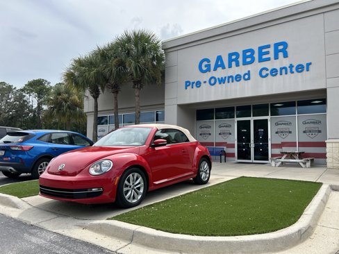 Used 2014 Volkswagen Beetle TDI image 3