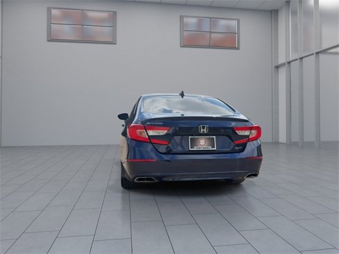 Used 2018 Honda Accord EX-L image 7